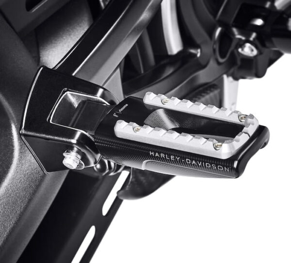 Rizoma® Passenger Footpegs HarleyDavidson® Online