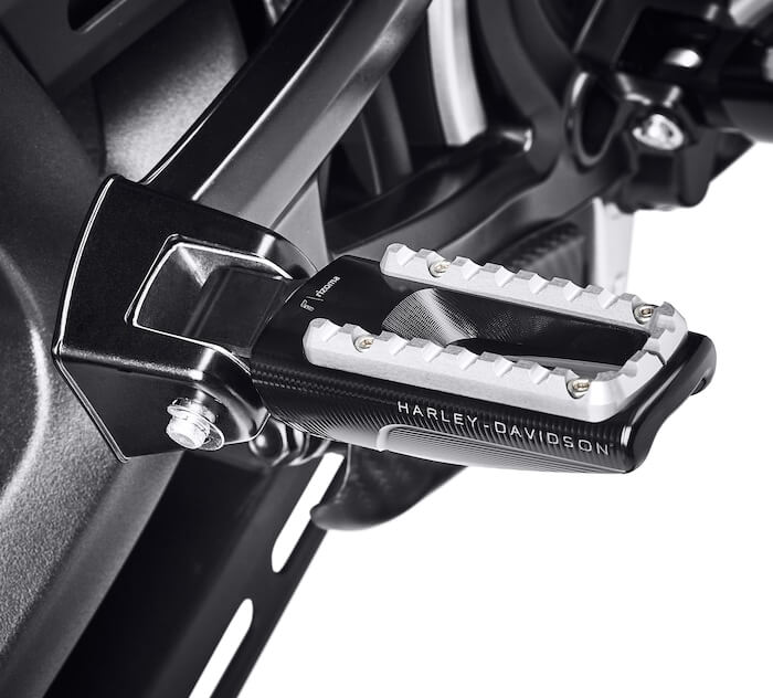 Rizoma® Passenger Footpegs HarleyDavidson® Online