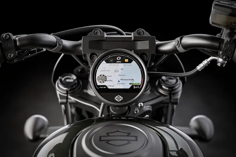 Full-color 4” (102 Mm) Tft Display Packed with Info | Harley-davidson® Online